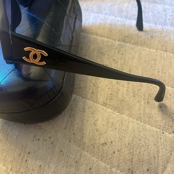 CHANEL 01453 CC LOGO BLACK SUNGLASSES VINTAGE/N2079  display picture 3